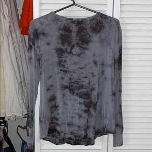 soft and sexy aeo shirt